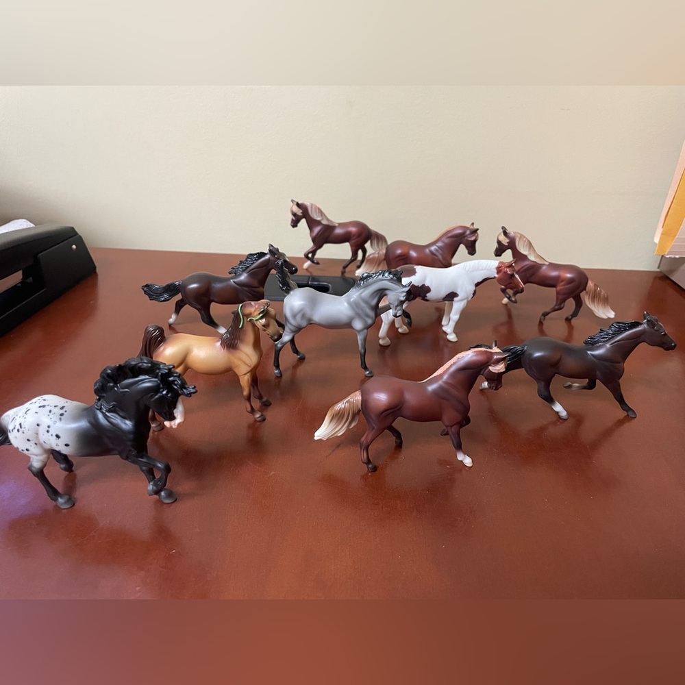 Breyer Stable mates series 6 lot of 10